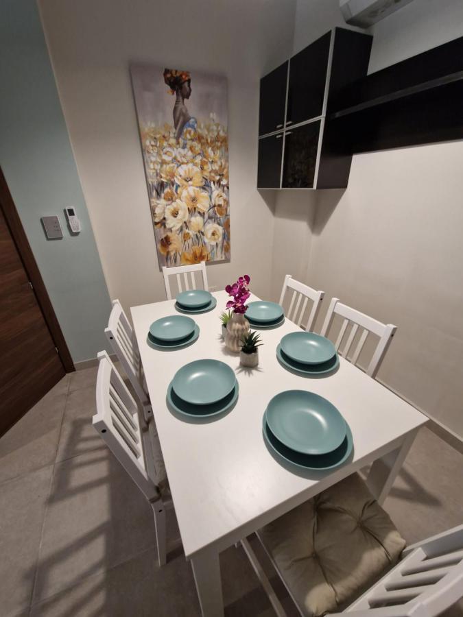 Comfort And Convenience Flat 4 Dad'S Court Bahía de San Pablo Exterior foto