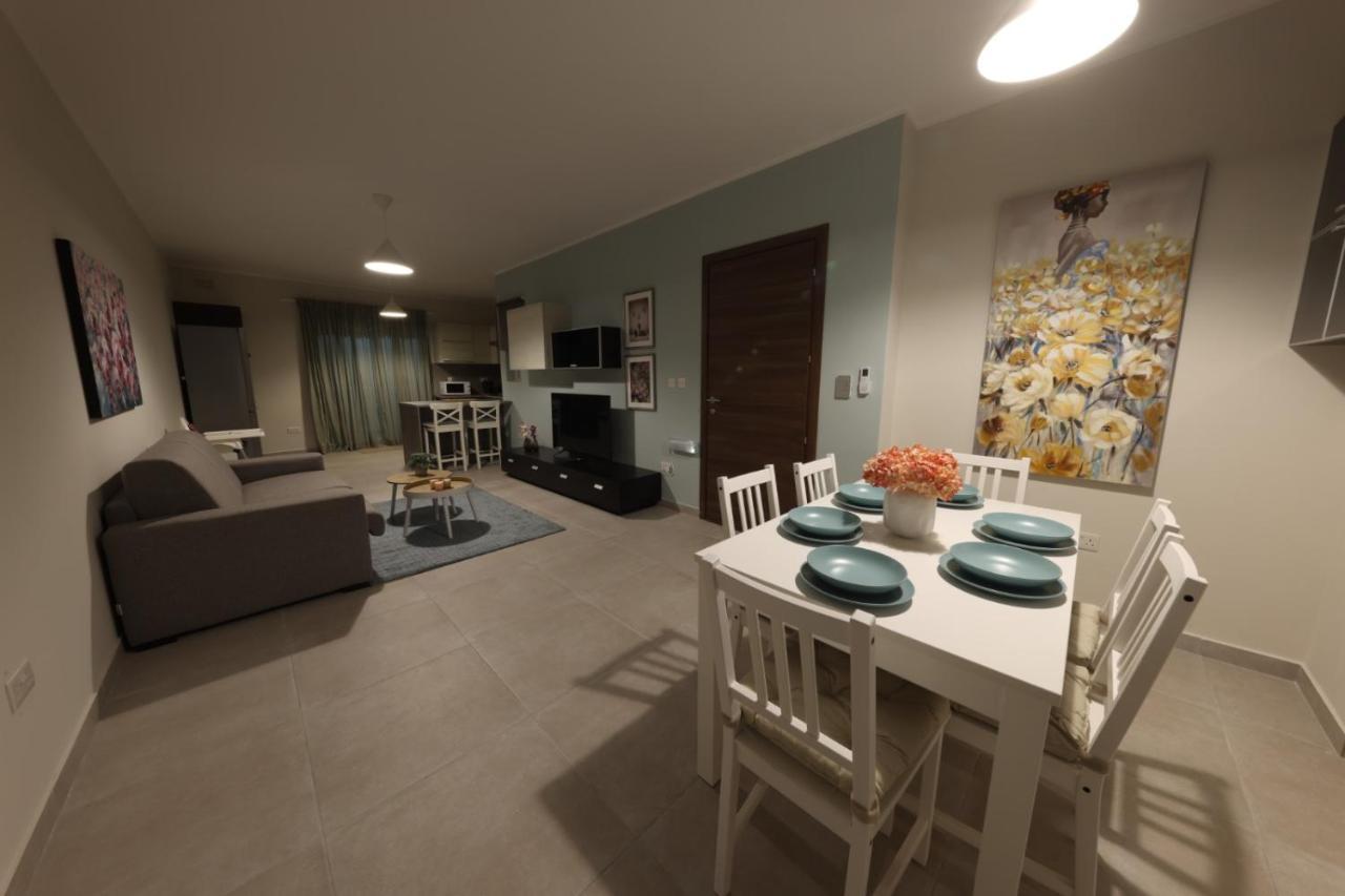 Comfort And Convenience Flat 4 Dad'S Court Bahía de San Pablo Exterior foto