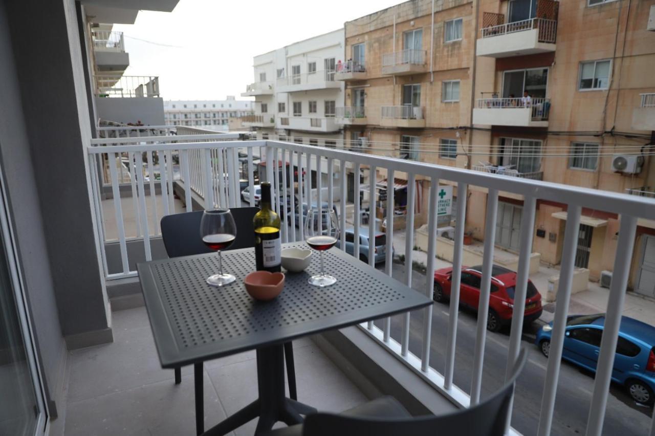 Comfort And Convenience Flat 4 Dad'S Court Bahía de San Pablo Exterior foto
