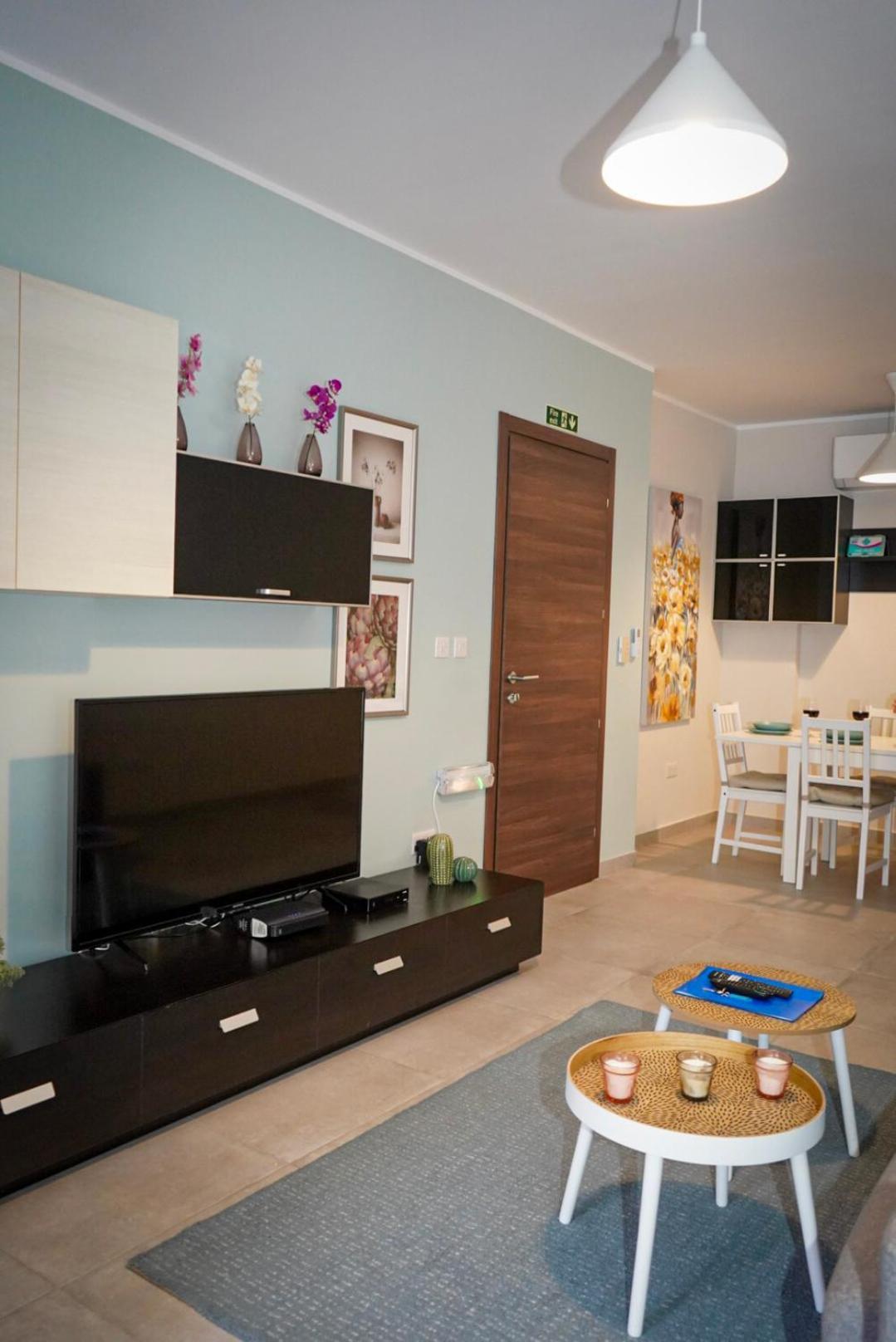 Comfort And Convenience Flat 4 Dad'S Court Bahía de San Pablo Exterior foto
