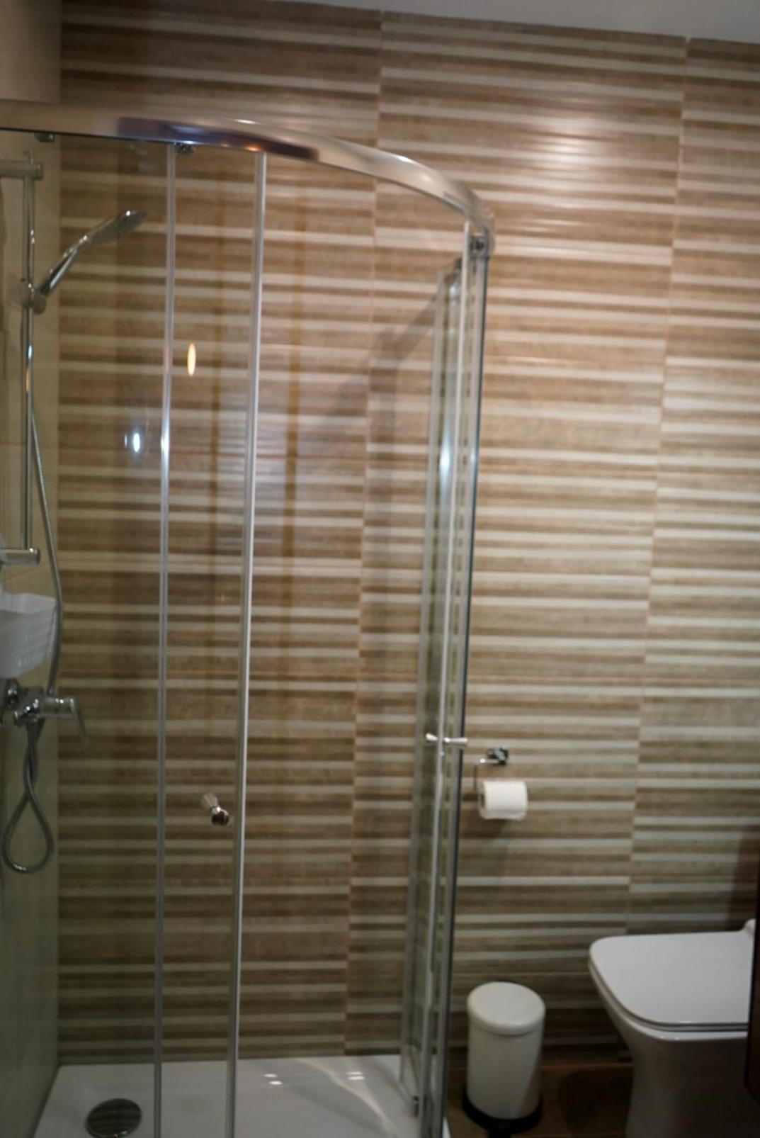 Comfort And Convenience Flat 4 Dad'S Court Bahía de San Pablo Exterior foto